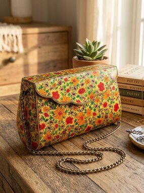 Antik Kraft Floral Hard Shell Clutch Crossbody Bag Gold Chain Boho Evening Bag